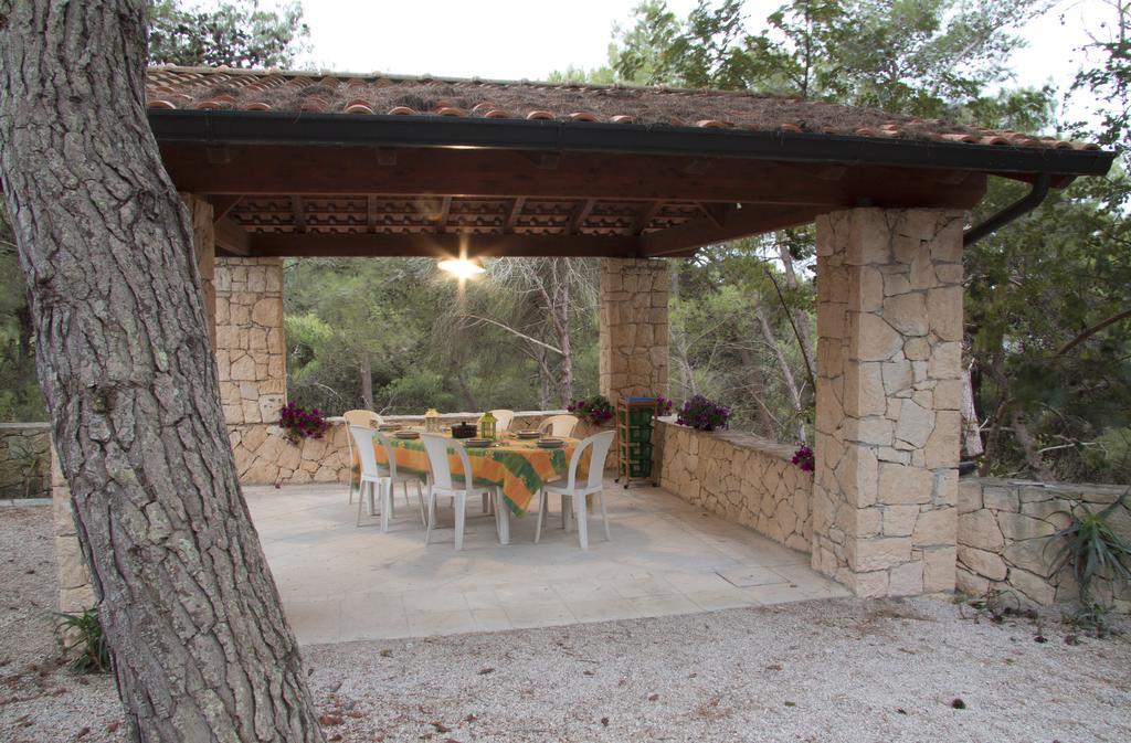 Trullo In The Wood Villa Nardo Bagian luar foto