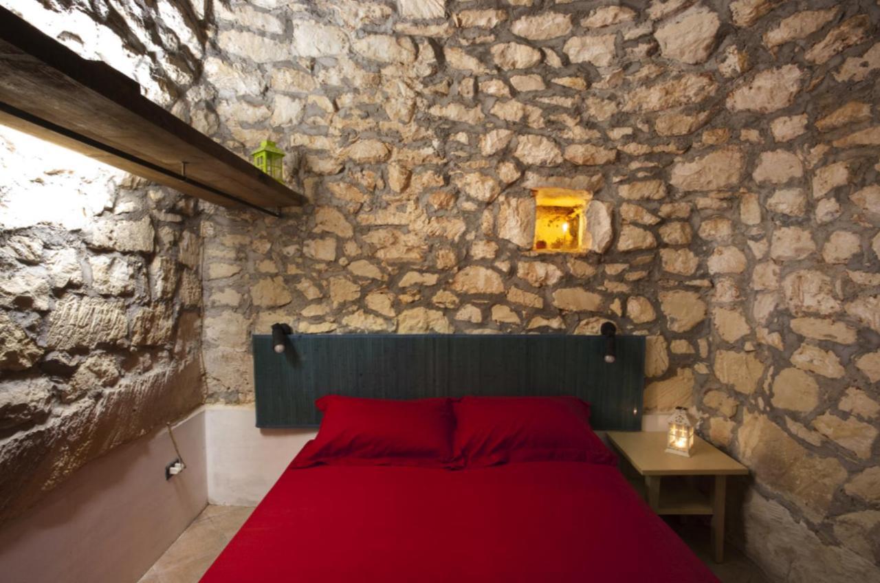 Trullo In The Wood Villa Nardo Bagian luar foto